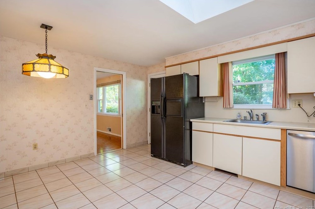 29 Cascade Rd, Hartford CT 06117-2005 exterior