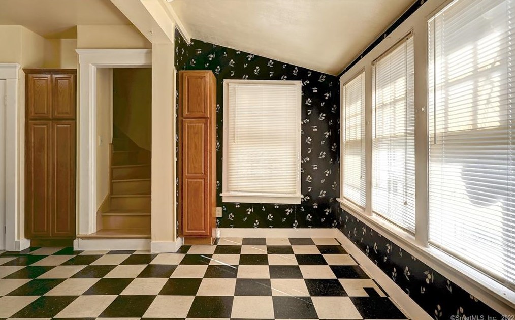 49 Osborn Ave, New Haven CT 06511-2918 exterior