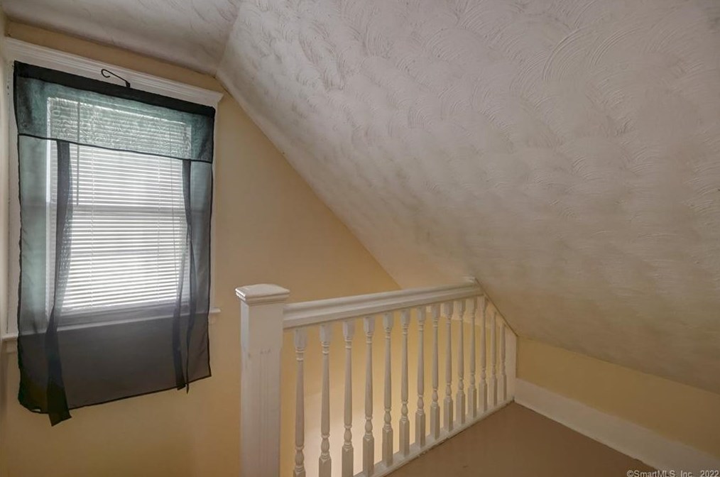 49 Osborn Ave, New Haven CT 06511-2918 exterior