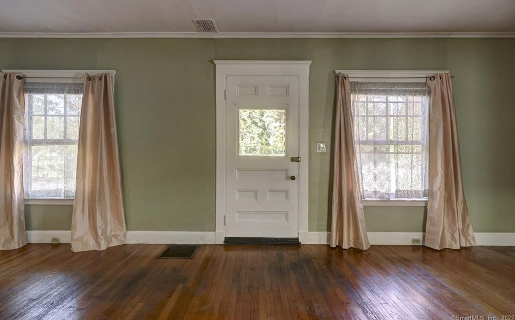 49 Osborn Ave, New Haven CT 06511-2918 exterior