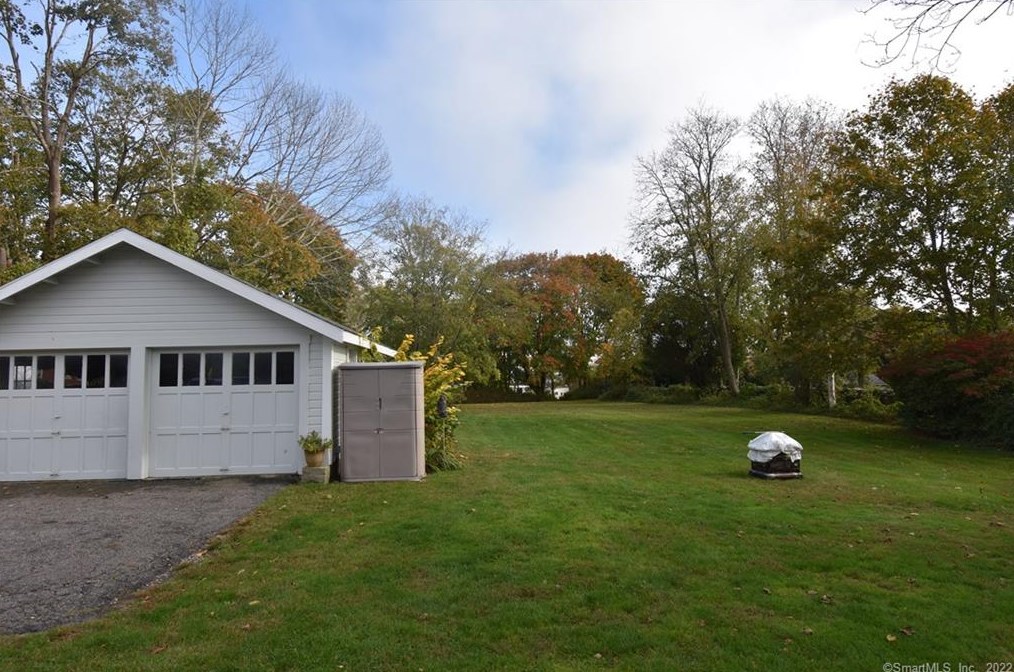 141 Elm St, Stonington, CT 06378