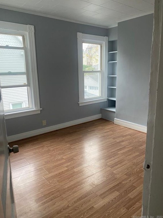 15 Clarkson St, Ansonia, CT 06401