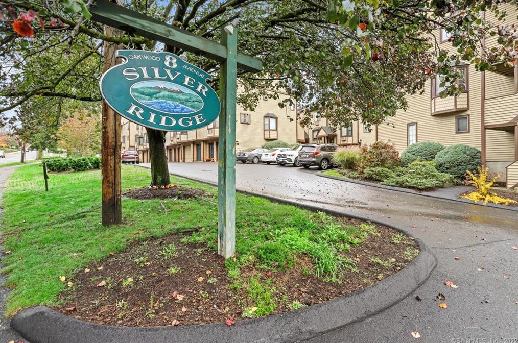 8 Oakwood Ave #d3, Norwalk, CT 06850