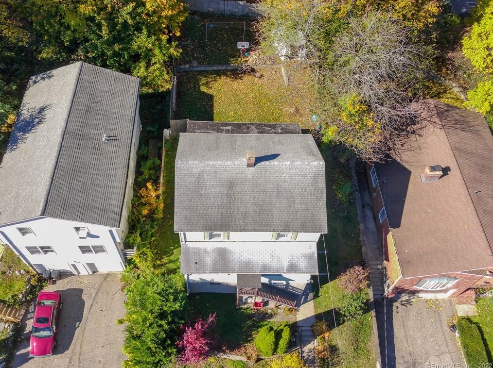 222 Emmett Ave, Derby, CT 06418
