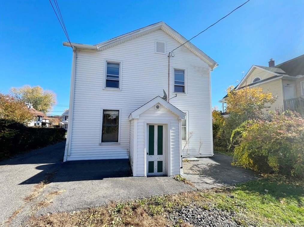 170 New Litchfield St, Torrington, CT 06790