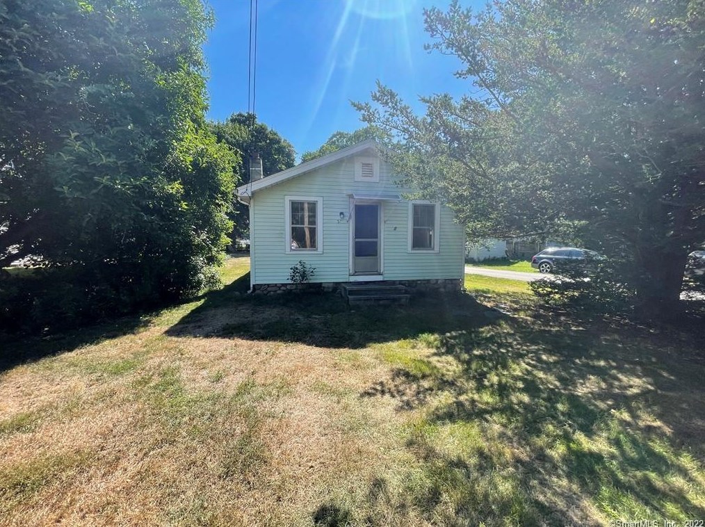 57 Dudley Ln, Madison, CT 06443