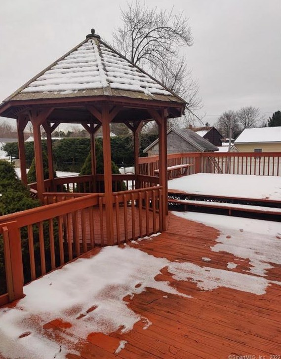 27 Kingsland Ave, Wallingford, CT 06492