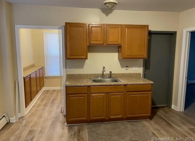 84 James St, Torrington, CT 06790