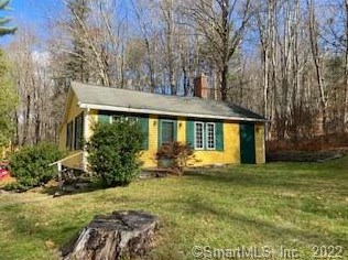 28 Carpenter Rd, New Hartford, CT 06057