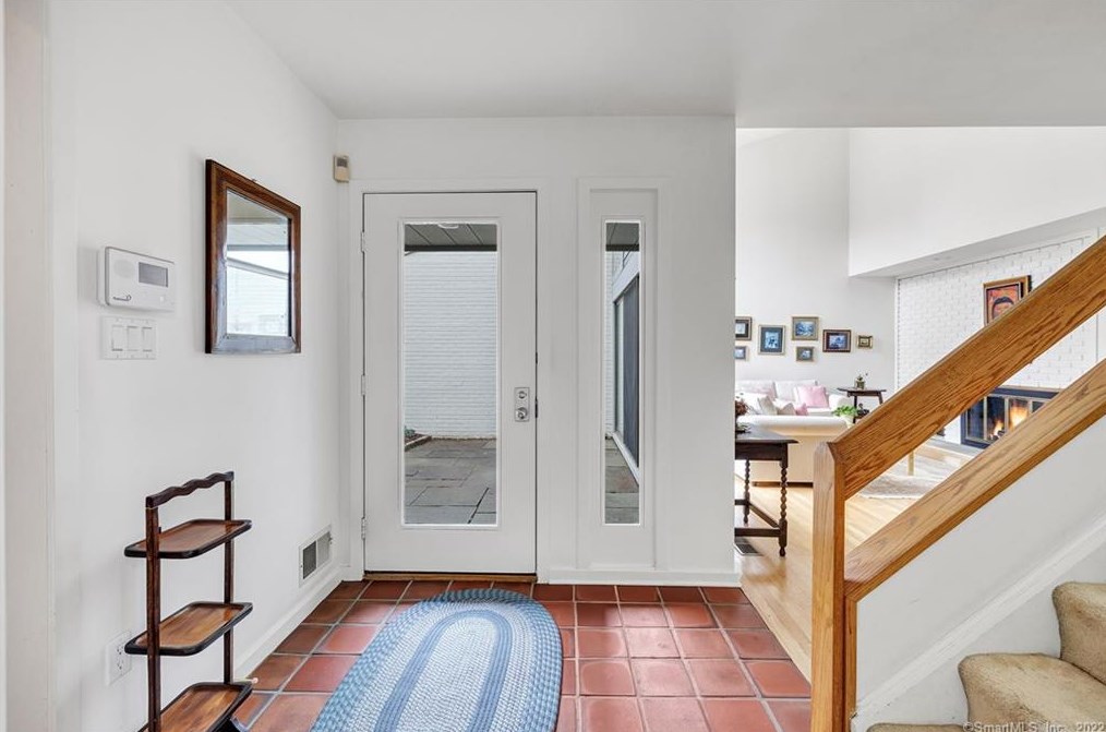 104 Harvest Cmns #104, Westport, CT 06880