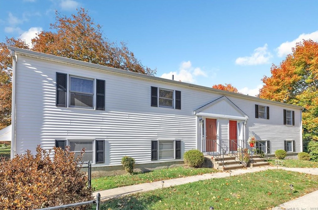89 Myrtle St Unit 89, Huntington, CT