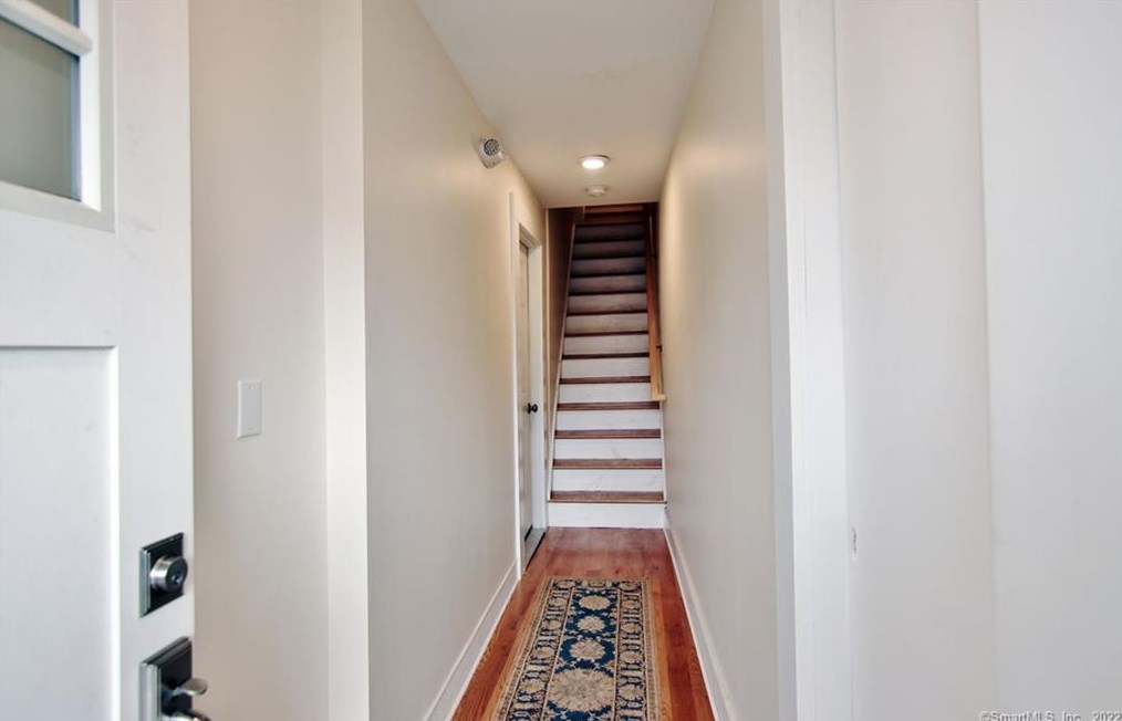 25 Edgewood Ave #1, Greenwich, CT 06830