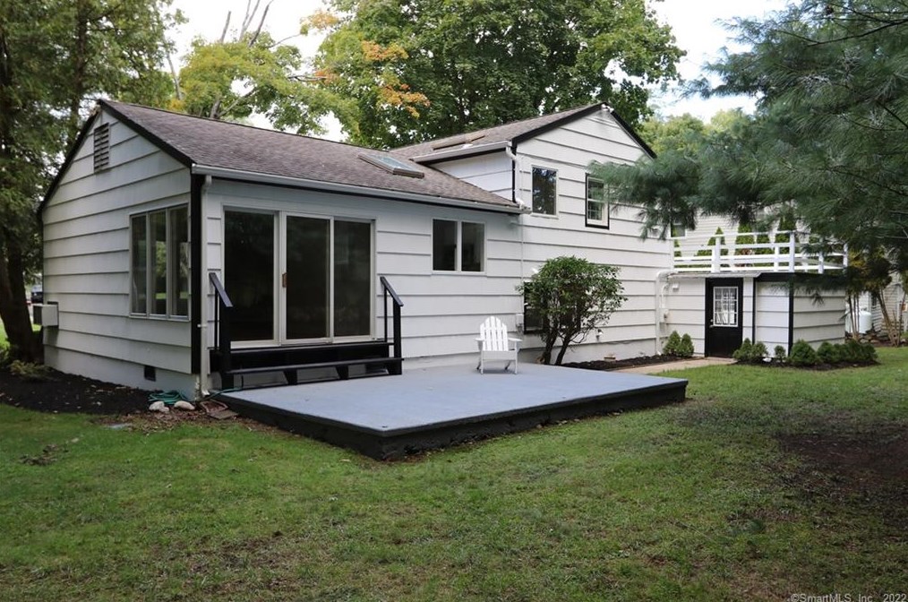 24 Dover Rd, Westport, CT 06880