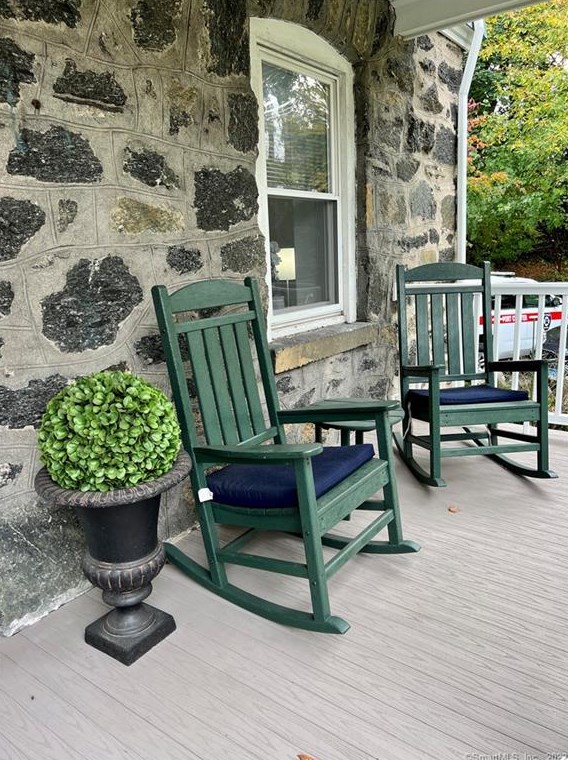 9 Tingue St #1, Greenwich, CT 06830