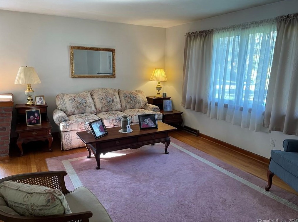 97 Summit Dr, North Branford, CT 06471