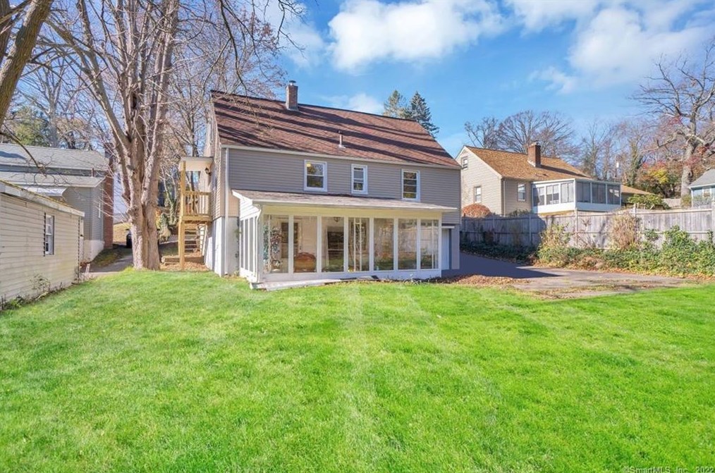 57 Vale Ave, Meriden CT 06451-2828 exterior