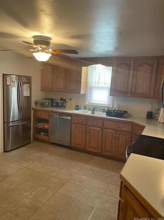 4 Shirley St, Norwalk, CT 06850