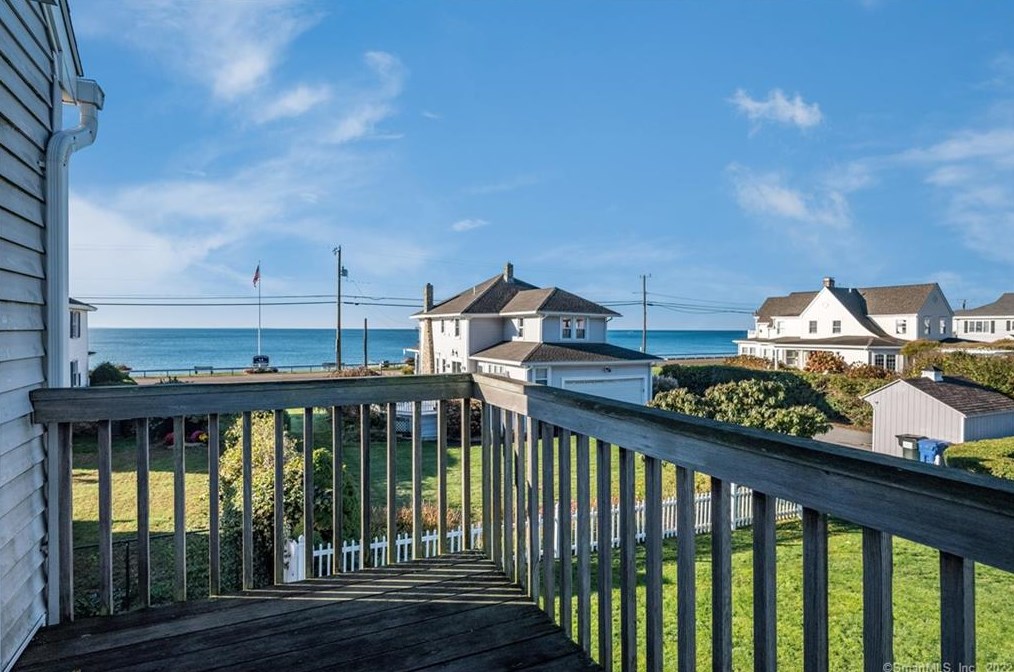 5 Atlantic Dr, Fenwick, CT 06475-2901
