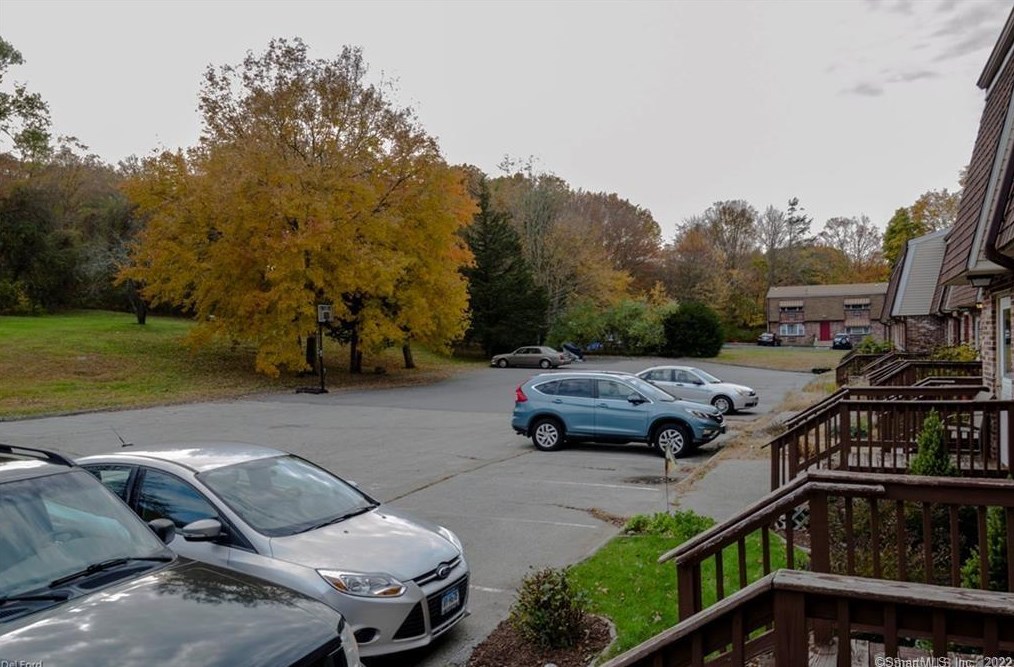 231 Boston Post Rd #19, East Lyme, CT 06333