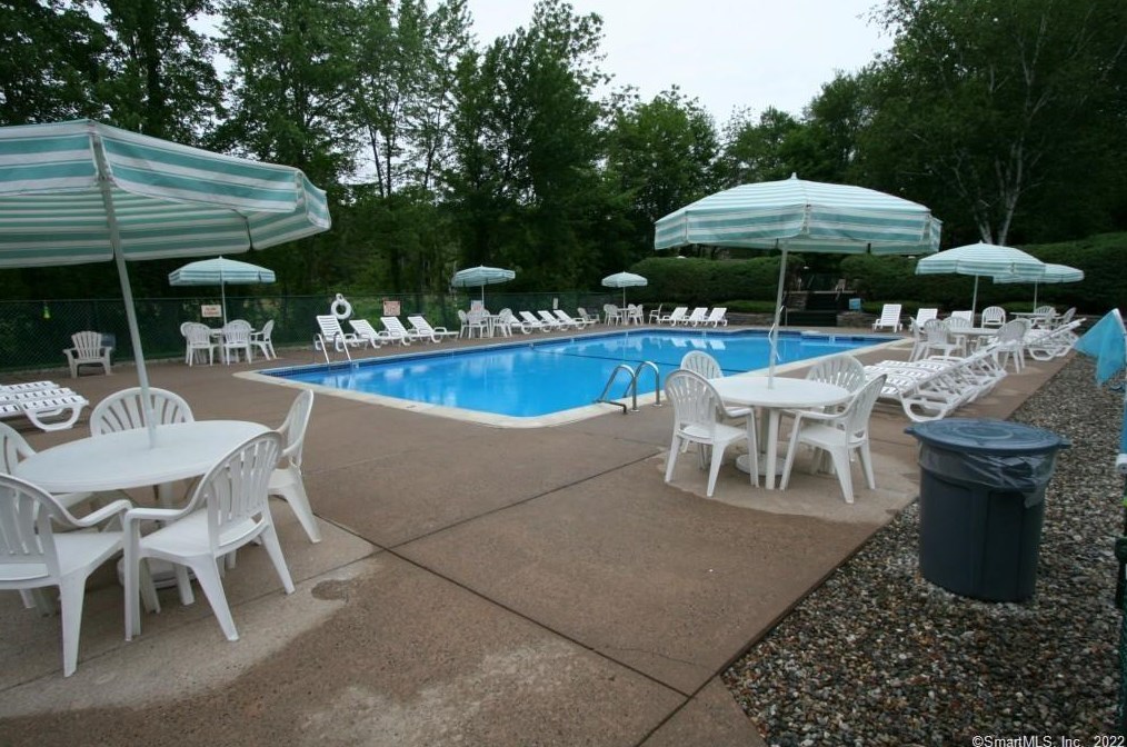 24 Stony Brook Dr #a3, Glastonbury, CT 06033