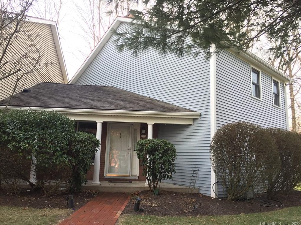 1 E Hayestown Rd #72, Danbury, CT 06811