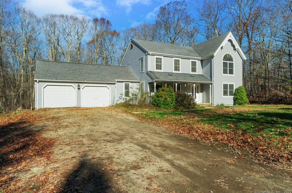 215 N Parker Hill Rd, Deep River, CT 06419