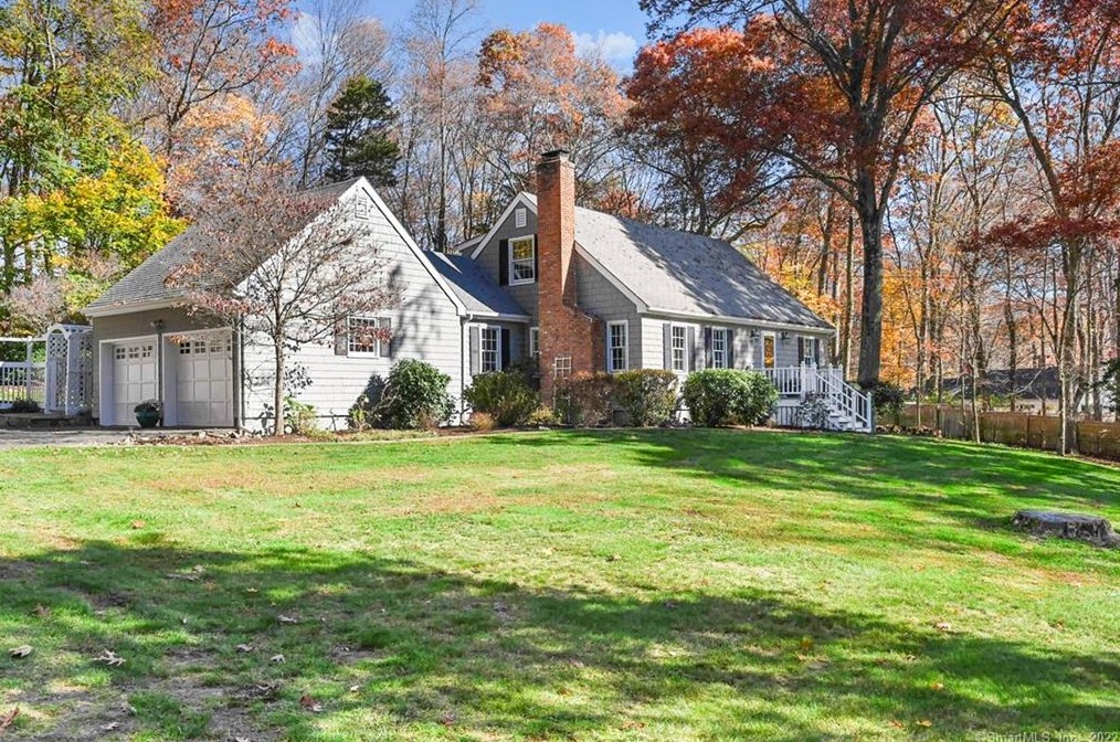 45 Indian Cave Rd, Ridgefield, CT 06877