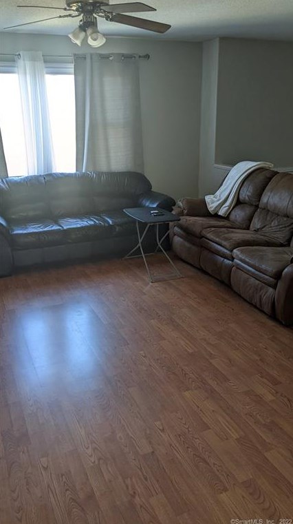 87 Spring Hill Ave, Watertown CT  06779-2359 exterior