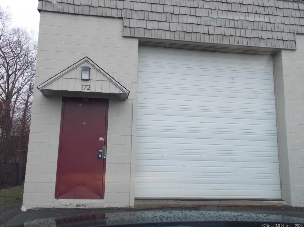 170 Naugatuck Ave, Milford, CT 06460