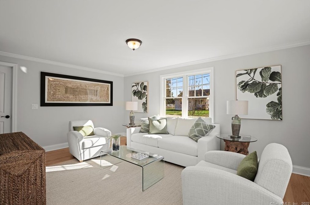 12 Brookdale Rd, Fairfield CT  06824-4631 exterior