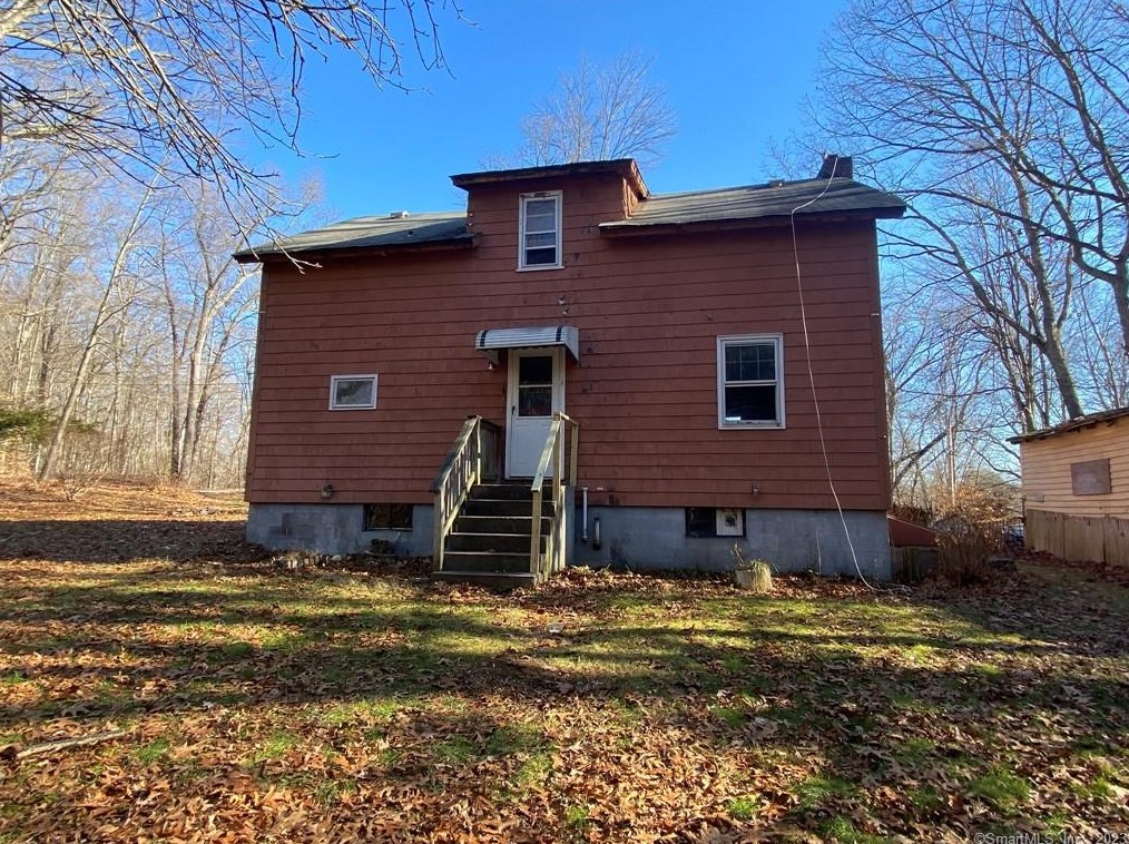 535 Clintonville Rd, North Haven, CT 06473