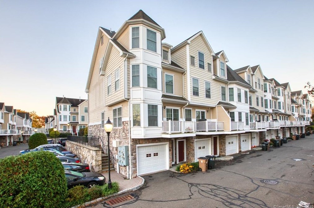 85 Camp Ave #11m, Stamford, CT