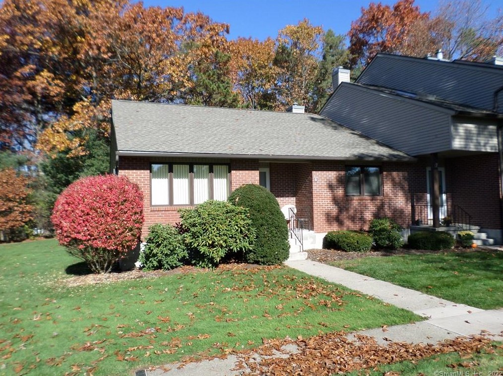 441 S Main St #6, Manchester, CT 06040