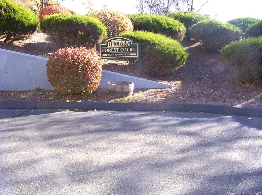 40 Firetown Rd #40, Simsbury, CT 06070