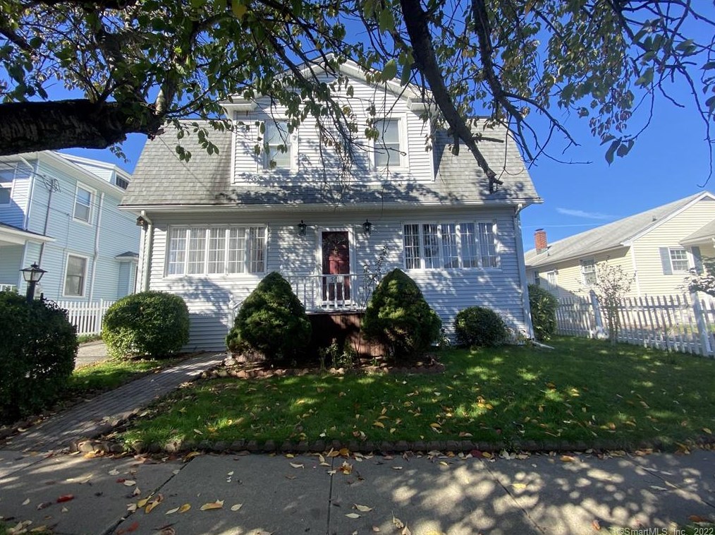 501 Housatonic Ave, Stratford, CT 06615