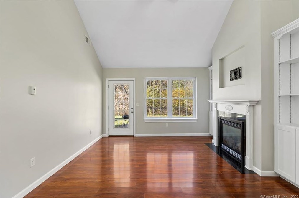98 Proulx St, Brooklyn, CT 06234