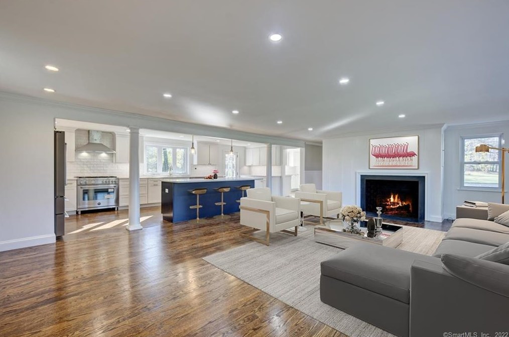 44 Randecker Ln, Kensington, CT 06037