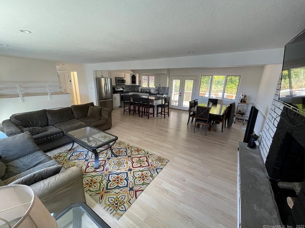 175 Bantam Lake Rd, Morris, CT 06763
