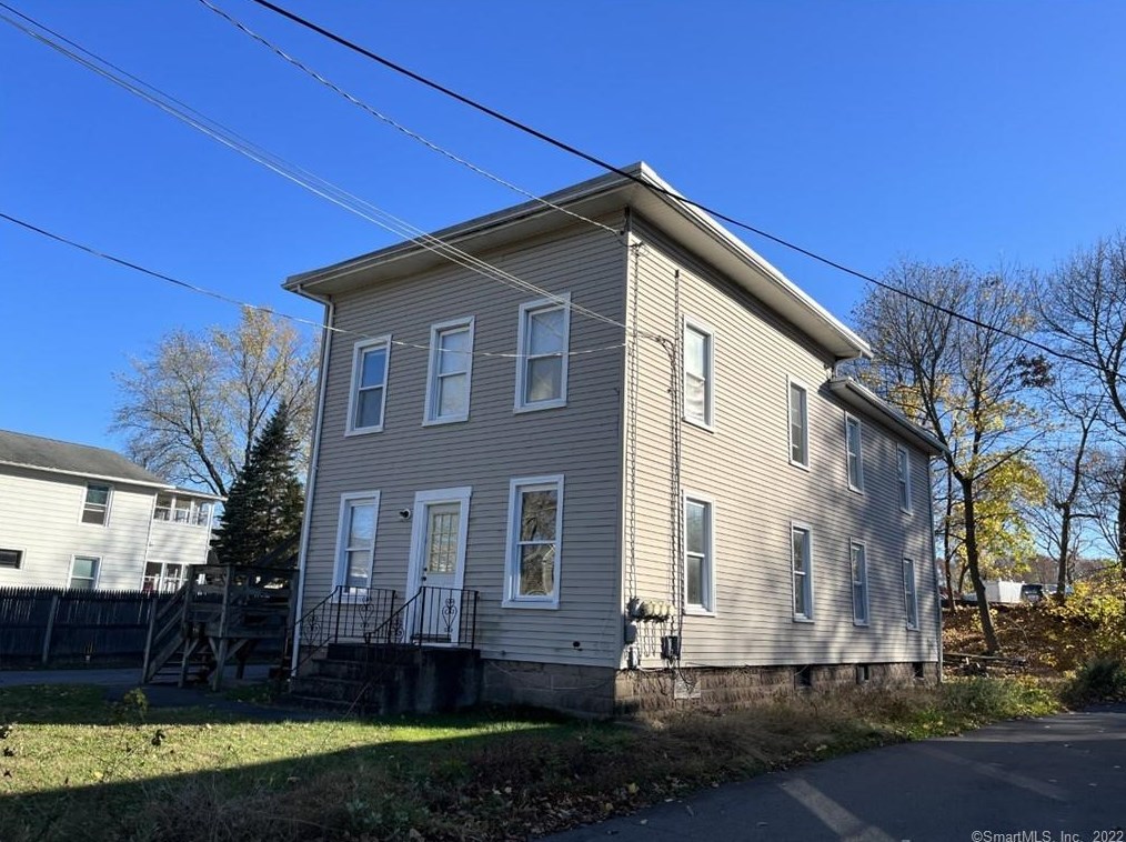 32-36 West Center St #1f, Southington, CT 06489