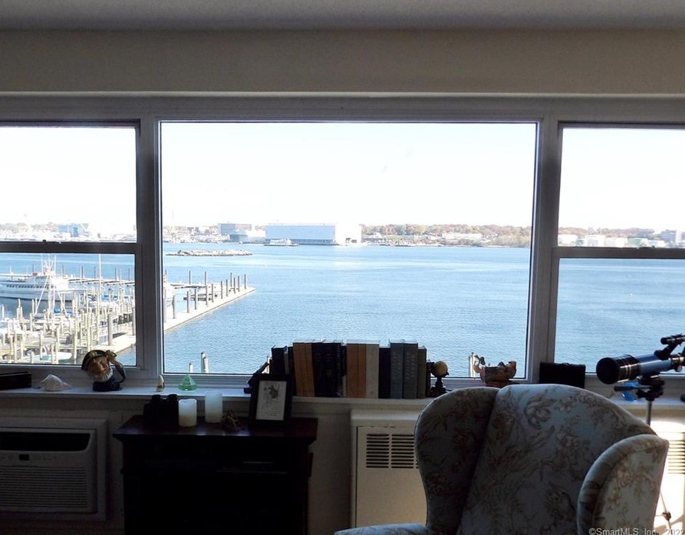 292 Pequot Ave #4d, United States Coast Guard Ac, CT 06320