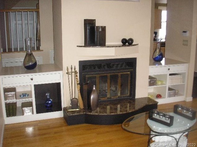 180 Front St, New Haven CT  06513-3201 exterior