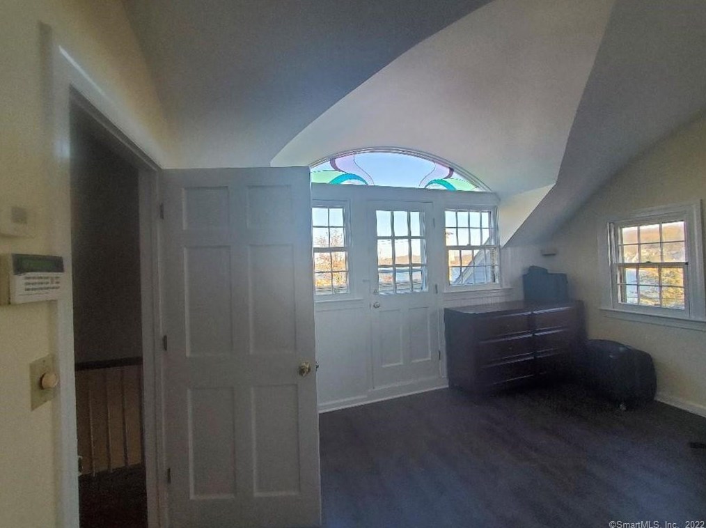 180 Front St, New Haven CT  06513-3201 exterior