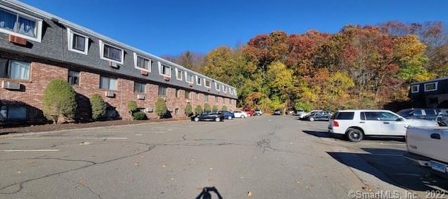 51 Wildman St #a209, Danbury, CT 06810