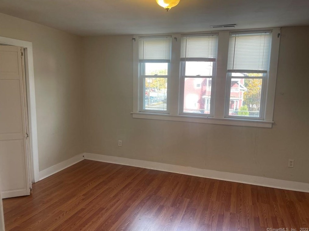 66 Griswold St #3, Meriden, CT 06450