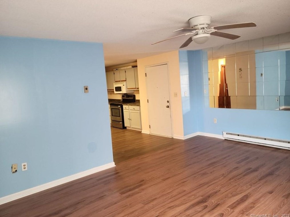 1239 East St #b1, New Britain, CT 06053