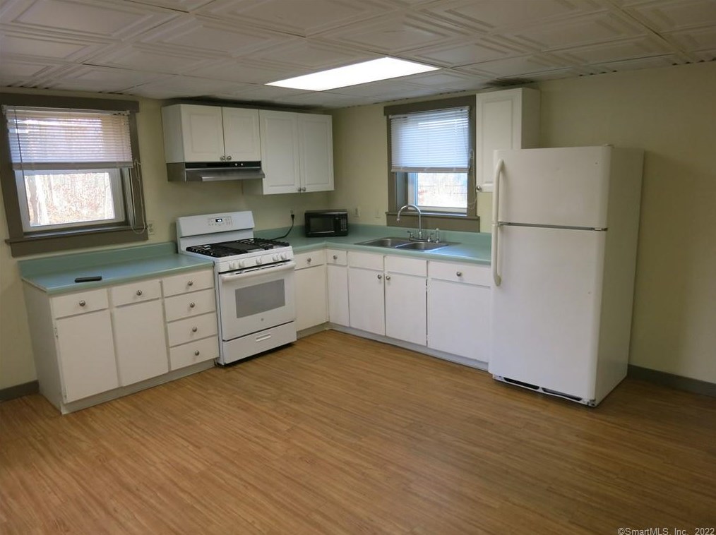 200 Old Hartford Rd, Colchester, CT 06415