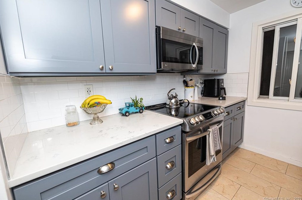 1492 North Ave #201, Bridgeport, CT 06604