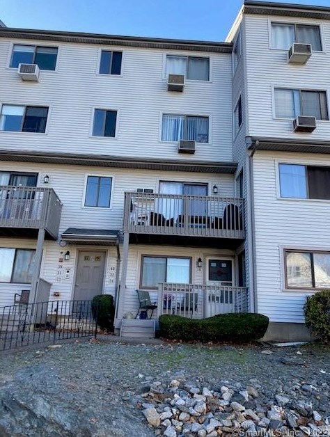 330 Savin Ave #16, New Haven, CT 06516