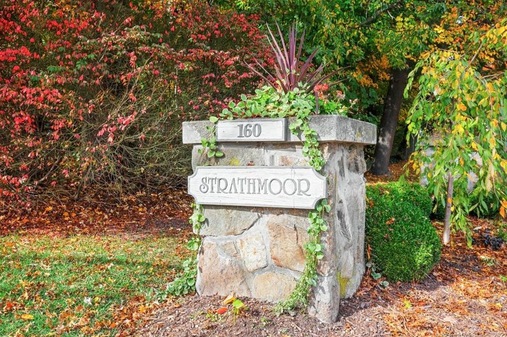 160 Fairfield Woods Rd #40, Fairfield, CT 06825