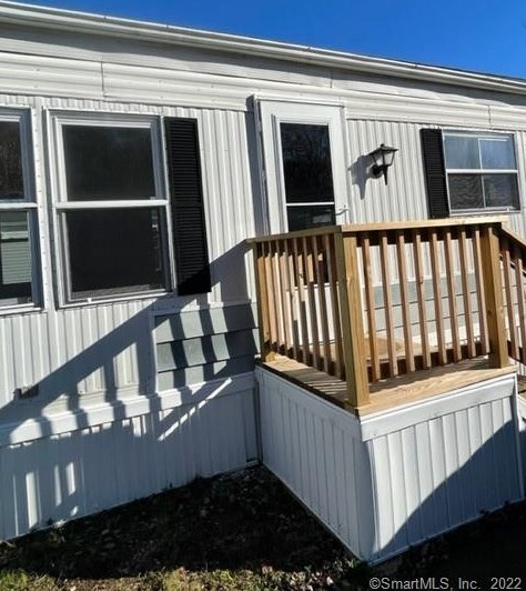 3 Barn Ln, Milford, CT 06460